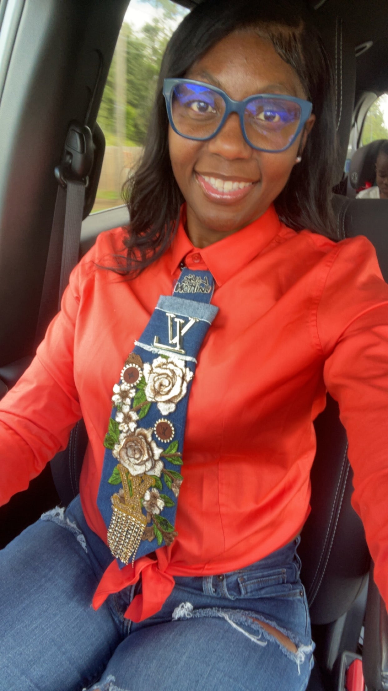 Lv 3D flower junk tie