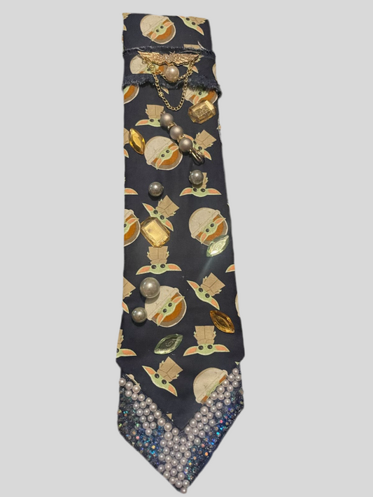 Character Tie
