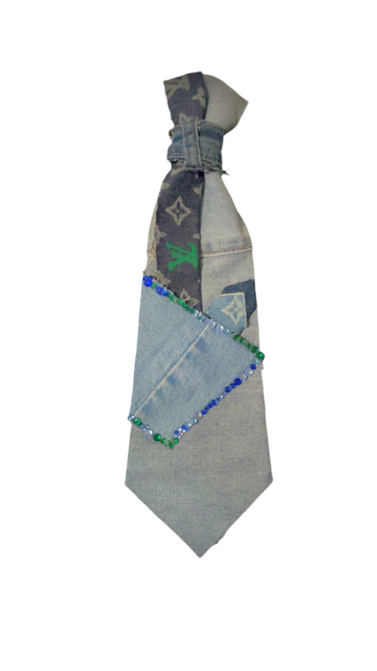 Junk Tie